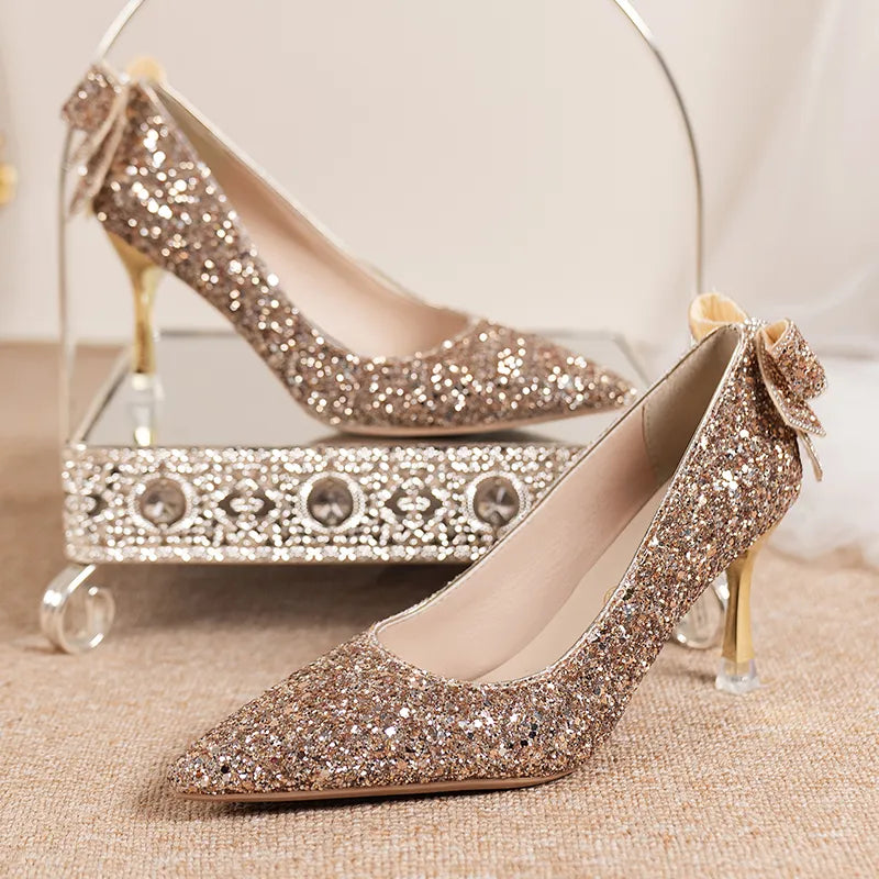 Luxury Gold Silver Silver Bombas Mulheres 2024 Autumn Slip em sapatos de casamento de saltos altos Mulher Mulher apontada de calcanhar fino sapatos