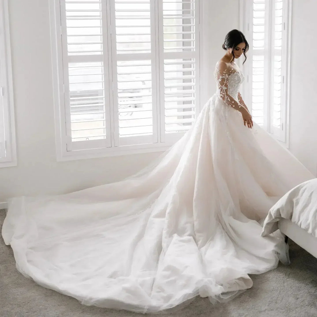 customized Mermaid Wedding Dresses Detachable Train Lace Appliques Bride Dress Long Sleeve Vestidos De Novia Robe De mariee