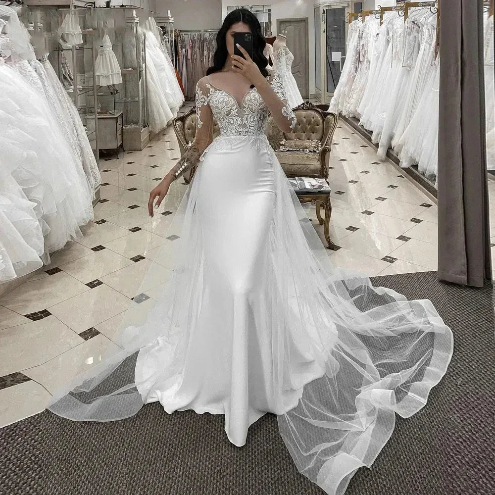 Sexy V Neck Mermaid Wedding Dress For Woman Lace Long Sleeves Appliques Detachable Tulle Train Bridal Grown Robe De Mariée