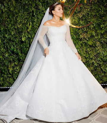 Vestidos de novia Luxurious wedding dress, white lace strapless long-sleeved women's wedding dress Customized