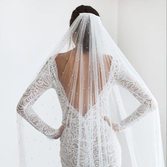 Topqueen V05 Pearls Bridal Veil Soft 1 Tier Beded Wedding Veil for Bride Cathedral avec des accessoires de mariage de peigne