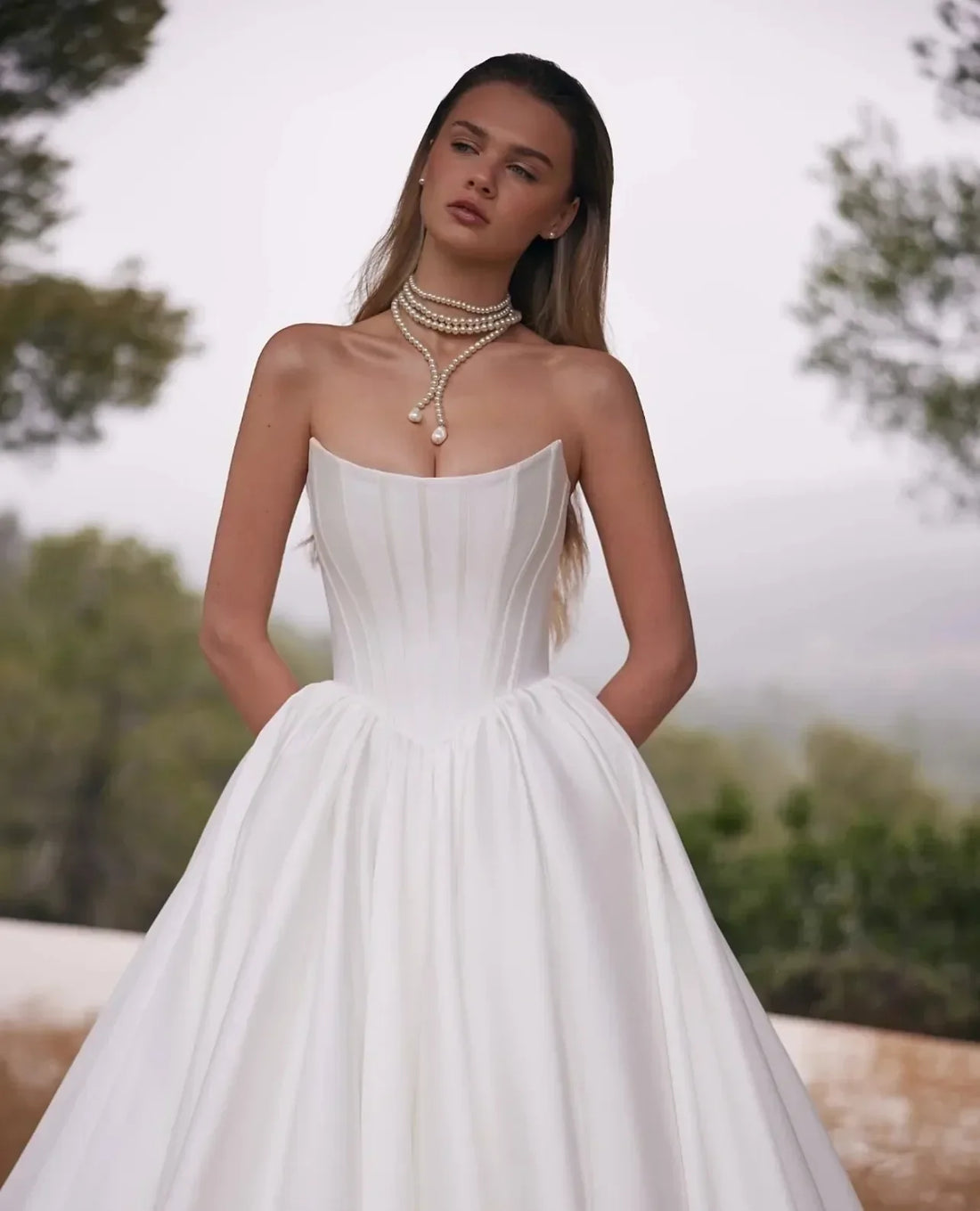 Elegant Princess Wedding Dress Strapless Sleeveless Pleated Lace Up Satin A Line Bride Bridal Formal Grown Vestidos De Noiva
