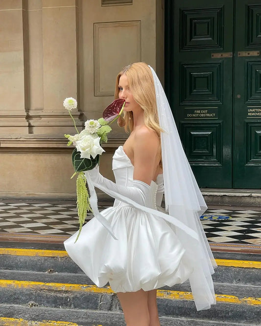 Short Puffy Skirts Mini Wedding Dresses ,Strapless Neckline With Bone ,Detachable Bow ,Fashion Bridal Gowns    DW902