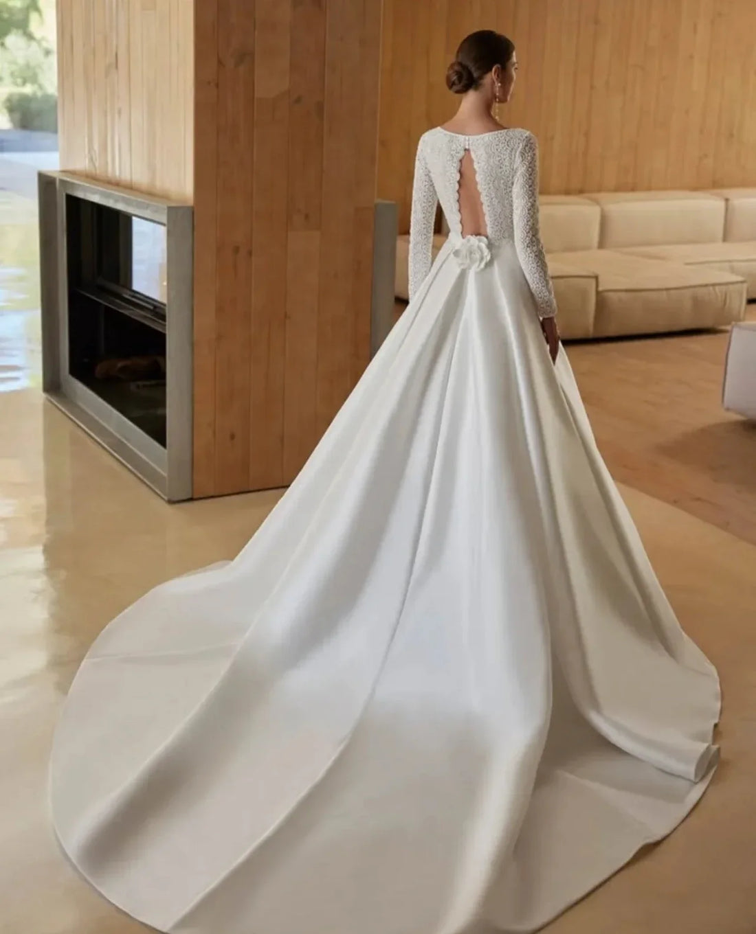 Customized Graceful V Neck Wedding Dresses Women's Appliques Lace Robe De Mariee Bride Gowns Long Sleeve Satin Vestidos De Noiva