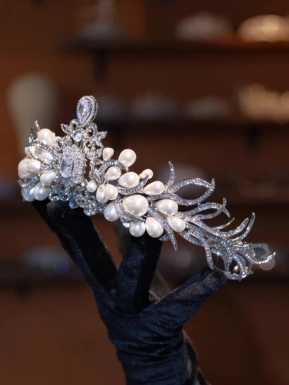 Bridal Hair Jewelry Crystal Zirconia Tiaras and Crowns Princess Queen Diadem For Brides Pearl Headpieces Wedding Accessories