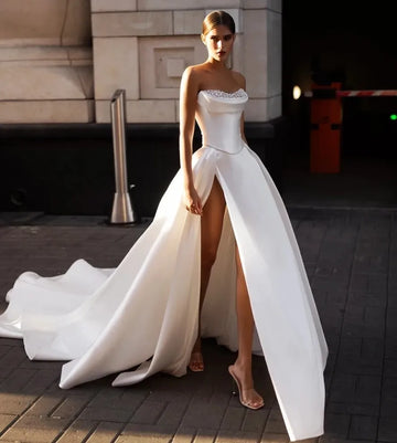 A-Line Satin Two-Piece Wedding Dress 2026 Pearls Sweetheart High Slit Long Train for Bridal Gowns And Wedding Photo Shoot