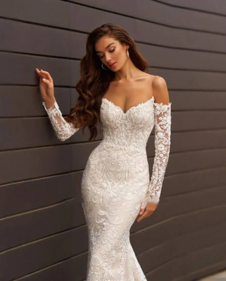 Sexy V-Neck Wedding Dress Long Sleeve Lace Appliques Beach Mermaid Bride Gown Backless Tulle Sweep Train Robe de mariée