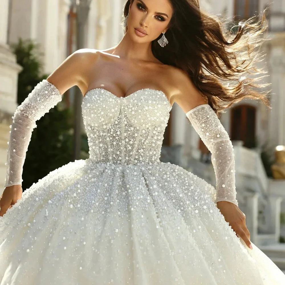 Customized Romantic Sweetheart Bridal Gown Shiny Pearls Detachable Long sleeves Wedding Dress Luxury Ball Gown Vestido De Novia