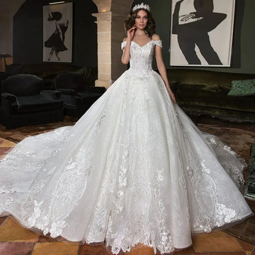 Customized Exquisite Luxury Ball Gown Bridal Gowns V Neck Sleeveless Wedding Dress Lace Appliques Beaded Womens Clothing