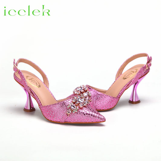 Kadınlar için yüksek topuklu ayakkabılar moda nakış rhinestone İtalyan tasarım pembe renk sivri ayak ayakkabıları ve çantalar seti