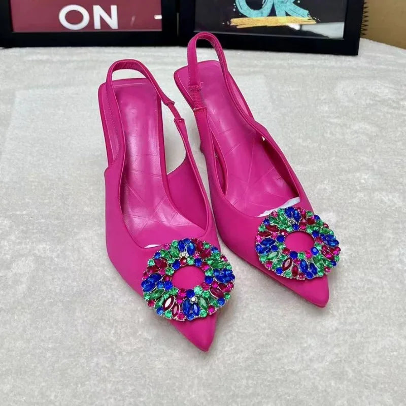 Chaussures de luxe en diamant coloré pour femmes Designer de marque confortable et élégant Slingback High Wedding Party Pumps Pumps