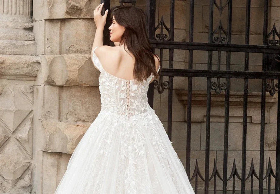 Pastrol Wedding Dresses Tulle V-Neck Off The Shoulder Lace Up Bride Gowns Lace Applique A-Line Vestido De Noiva Modernos