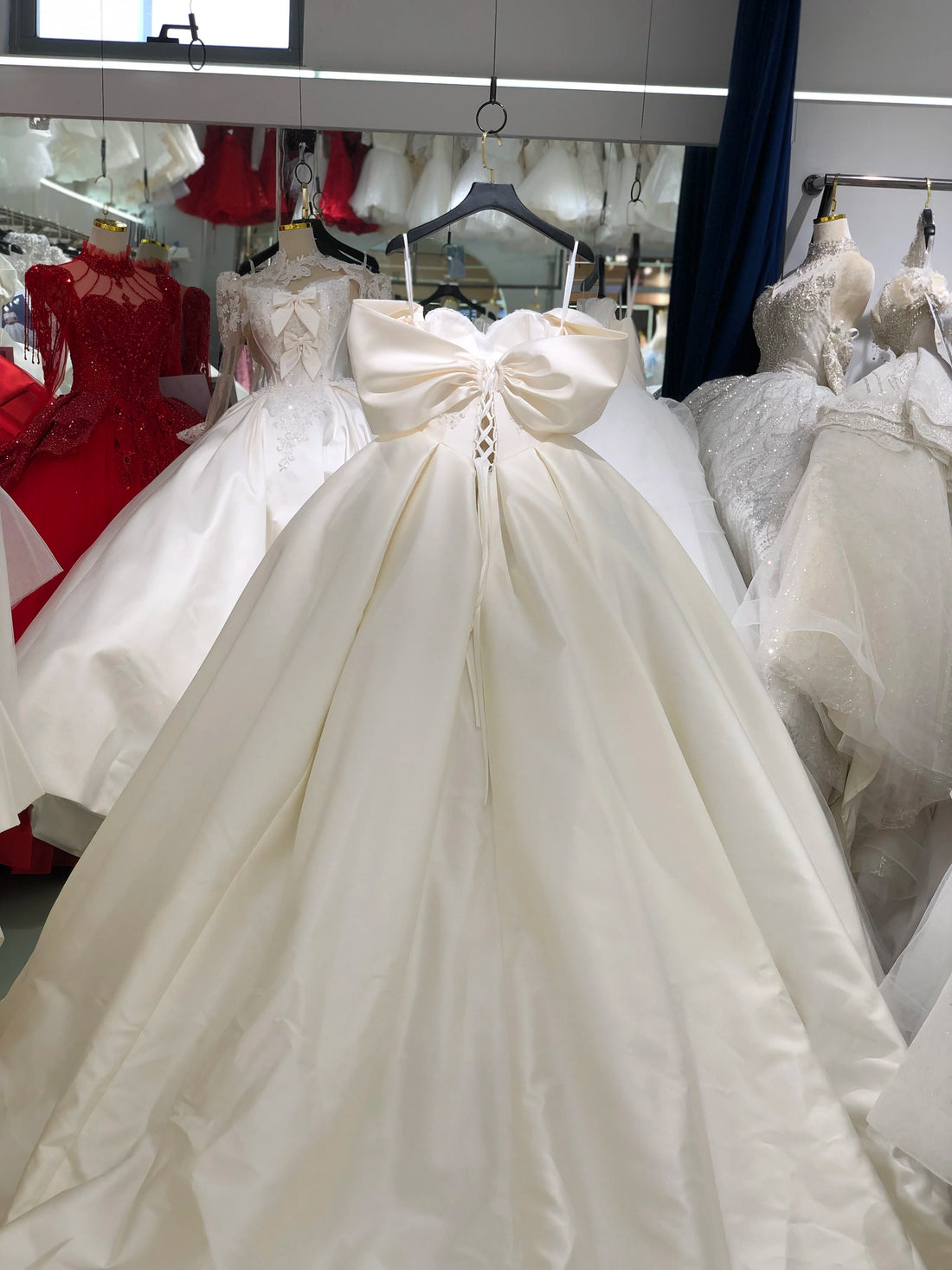 Kisswhite Bridal Love Collection Customized Satin Wedding Dress Corset Sleeves Remove one show 3 Crystals Bridal Gowns