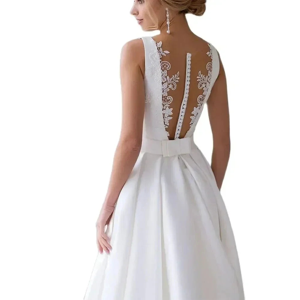 Elegant Wedding Dress Boat Neck Lace Appliques Sleevesless Illusion Back A-Line Satin Bride Gown Bridal Dress vestidos de novia