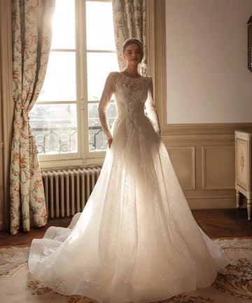 Customize Luxury Wedding Dress, Spoon Collar, Long Sleeve, A-line dress, Princess wedding dress. amanda novias 2025