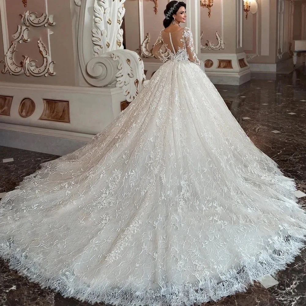 Customzied  Ball Gown Wedding Dresses Lace Long Sleeve Bride Dresses Luxury Appliques Beaded Bridal Gowns Vestidos De Novias