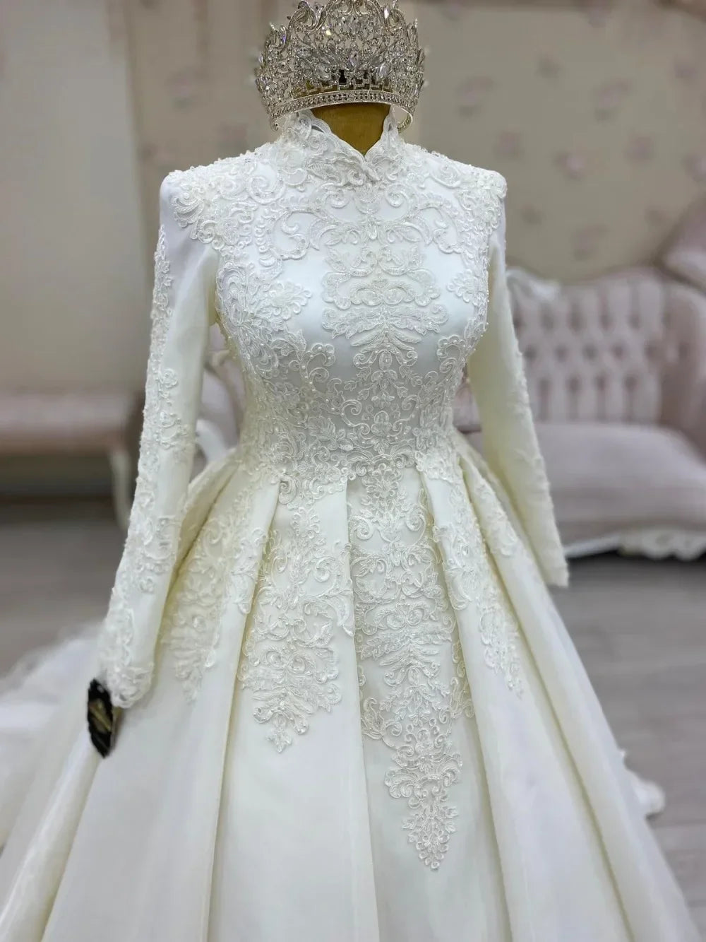 Customized Long Sleeves Lace Plus Size Muslim Wedding Dresses Sweep Train High Neck Satin Vestidos De Noiva Bridal Dress 2025
