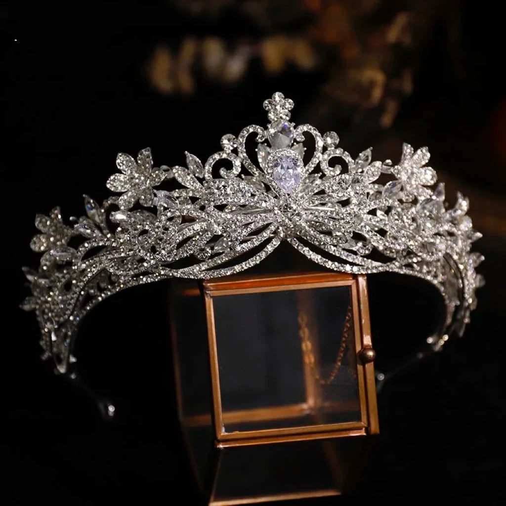 Wedding Hair Accessories Crystal Zirconia Tiaras and Crowns Gift Diadem For Women Brides Princess Queen Headband Bridal Jewelry