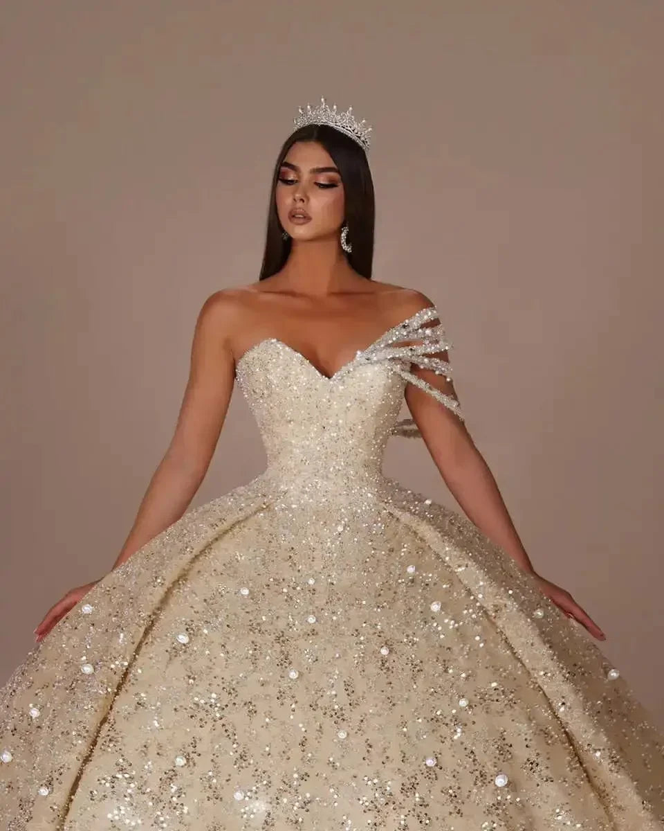 Customized Sweetheart Neck One Shoulde Ball Gown luxurious Wedding Dresses Bridal Gown Sequins Beaded Vestido De Novia