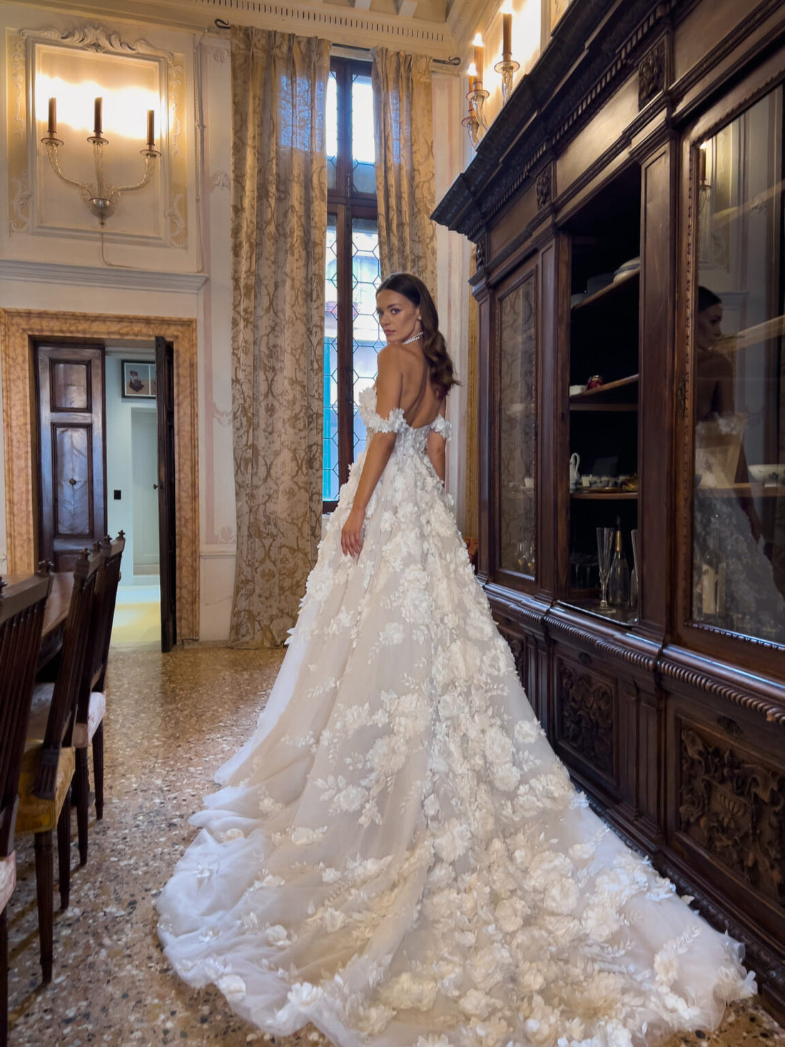 Lace Applique Wedding Dresses A-Line Sexy Mermaid Off The Shoulder Sleeveless High Slit Simple Mopping Bride Gowns Custom Made