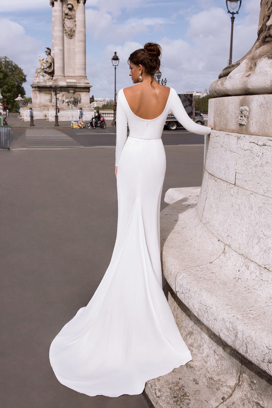 Luxury wedding dress